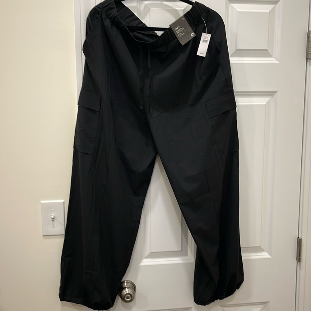 Women’s parachute pants